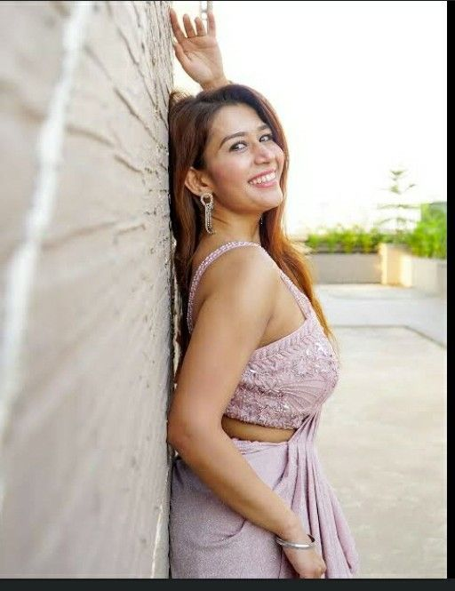 sexy dhruvi nanda  pic 