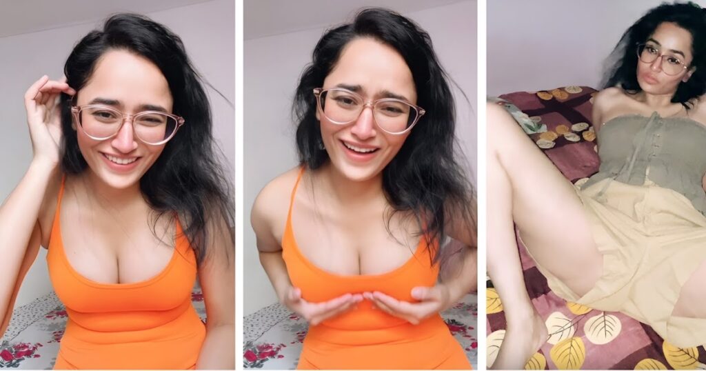 kajal showing pussy